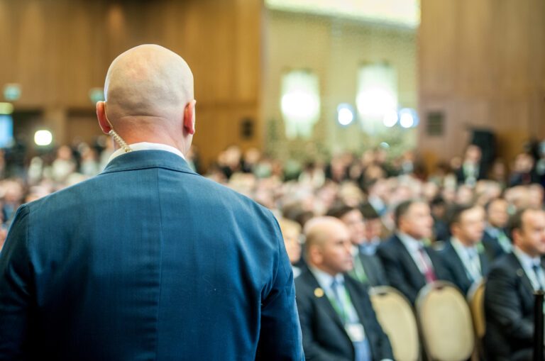 Persoonsbeveiliger worden: diploma, examen en wat de wet eist (2026)