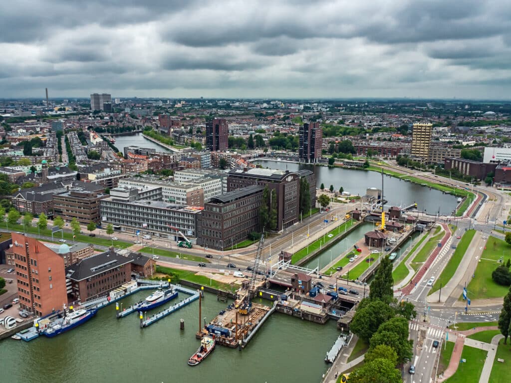Boa-salaris 2026: de openbare ruimte van een Nederlandse stad, het werkterrein van een handhaver in domein I